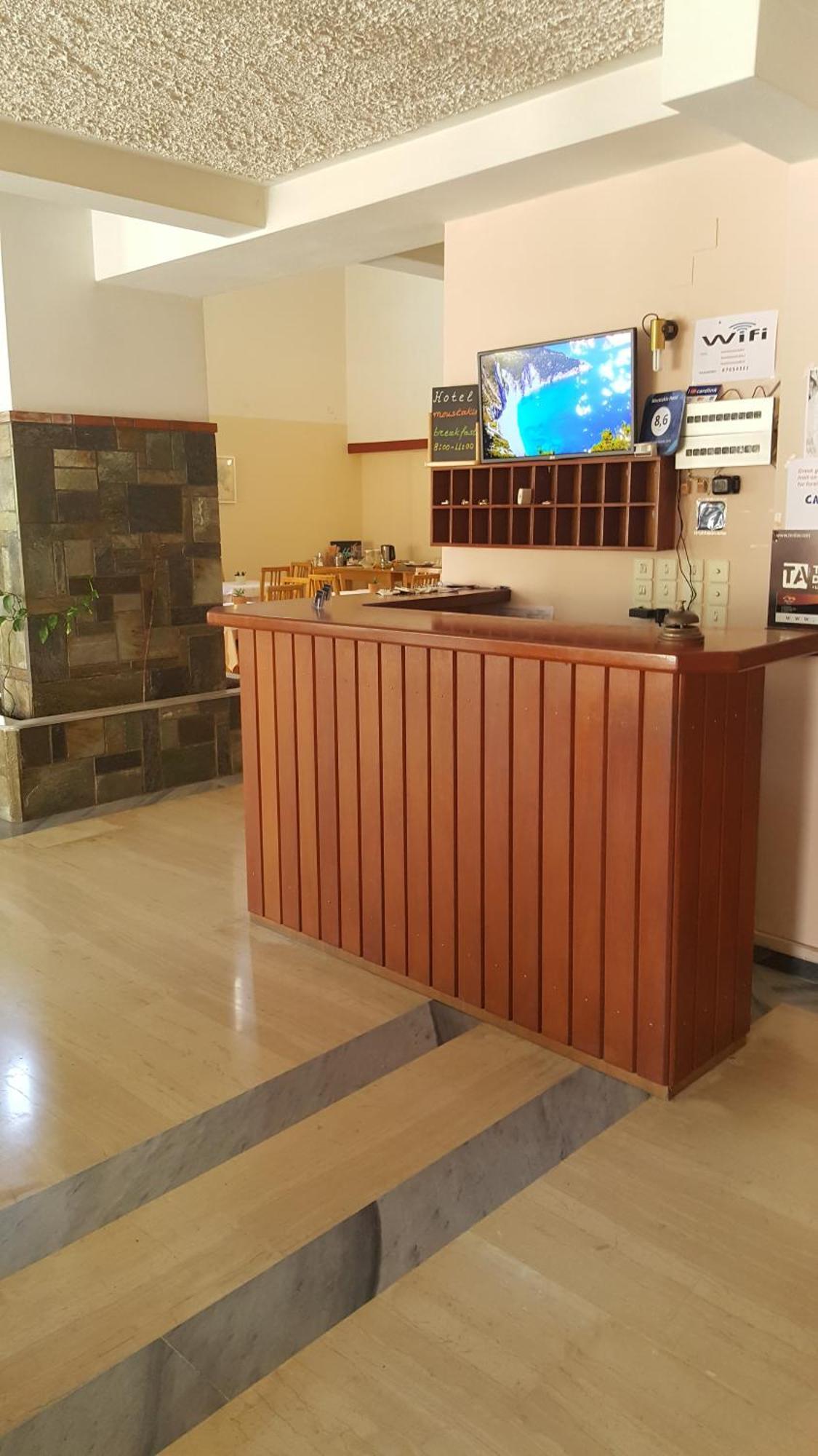 Moustakis Hotel Agia Efimia Ngoại thất bức ảnh