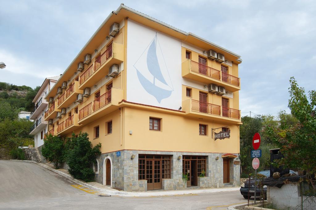 Moustakis Hotel Agia Efimia Phòng bức ảnh